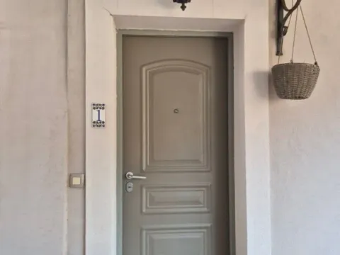 Prodaja, trosoban stan, 85m², Dobrota, Kotor - image 8