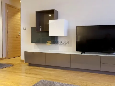 Izdavanje, trosoban stan, 75m², Vračar Hram, Vračar Sve Podlokacije - image 6