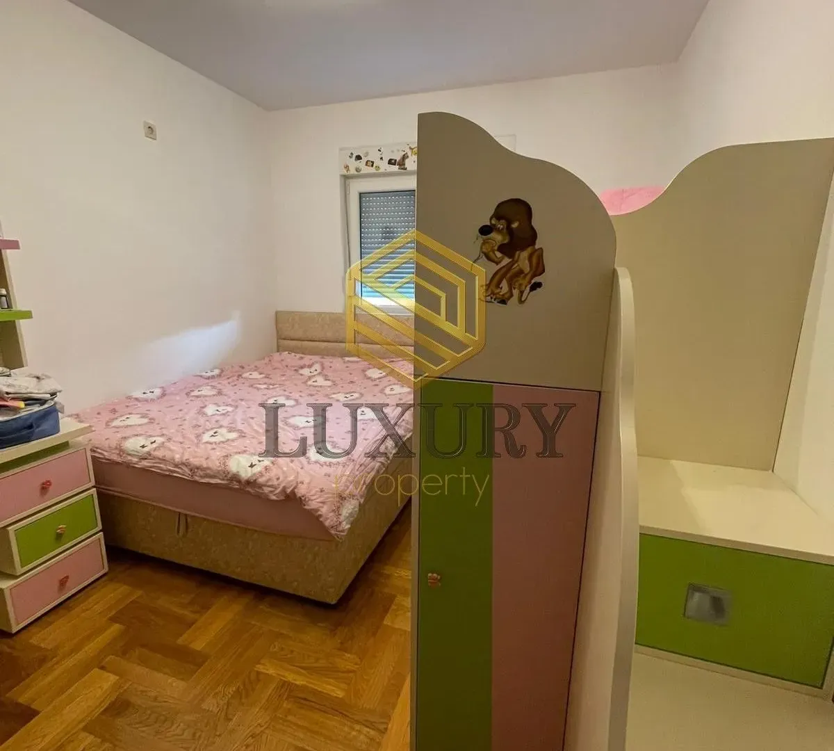Izdavanje, jednosoban stan, 30m², Centar, Podgorica