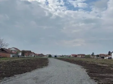 Prodaja, plac, 600m², Borča Sve Podlokacije, Beograd - image 2