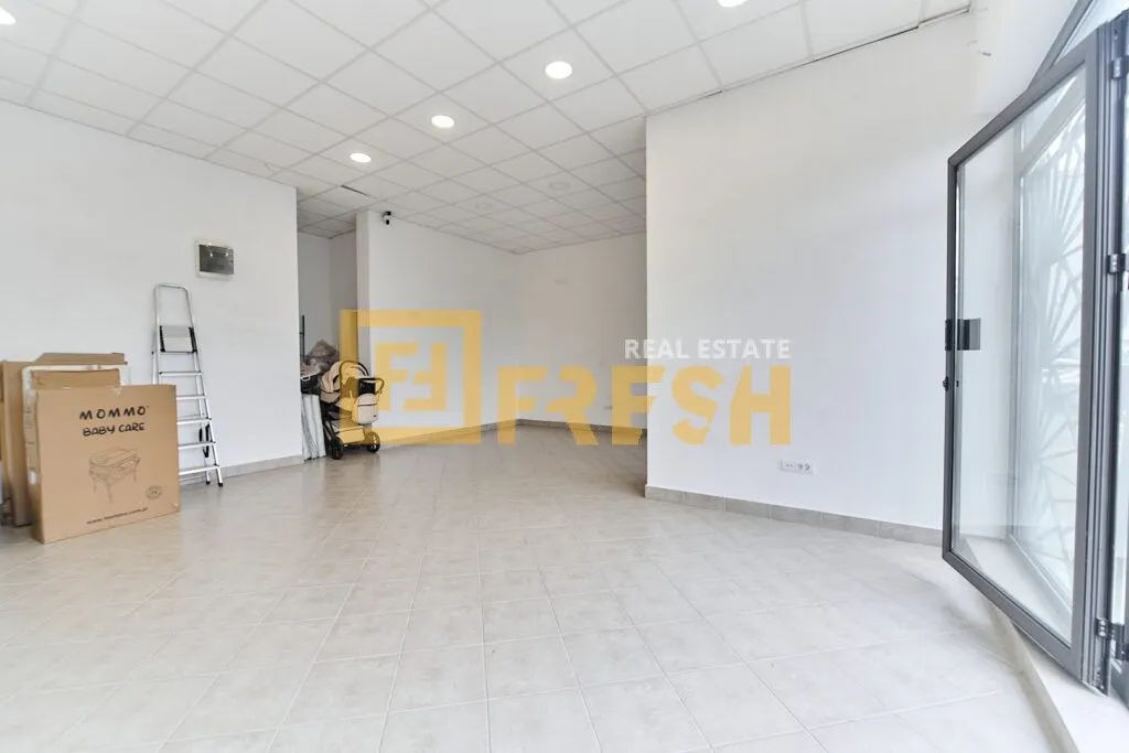 Rent, office space, 120m², Stari Aerodrom, Podgorica