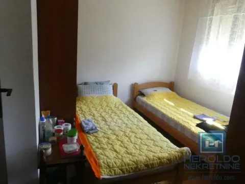 Prodaja, kuća, 150m², Bunar, Jagodina - image 14