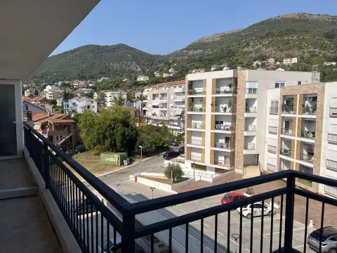 Prodaja, stan, 99m², Tivat, Crna Gora - image 5