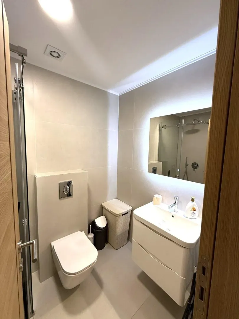 Izdavanje, dvosoban stan, 53m², New City, Podgorica