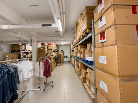Rent, office space, 200m², Kluz, Zvezdara Sve Podlokacije - image 8
