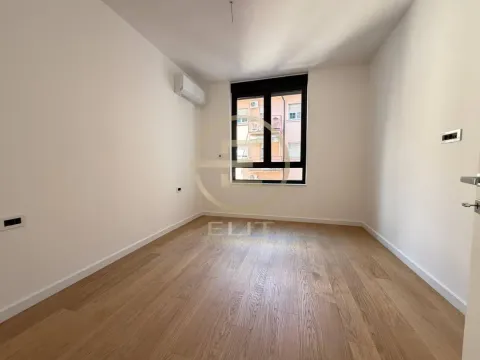 Prodaja, stan, 100m², Stari grad, Novi Sad - image 8