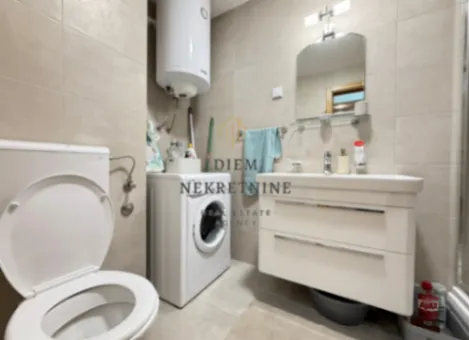 Izdavanje, dvosoban stan, 71m², Stari Aerodrom, Podgorica - image 9