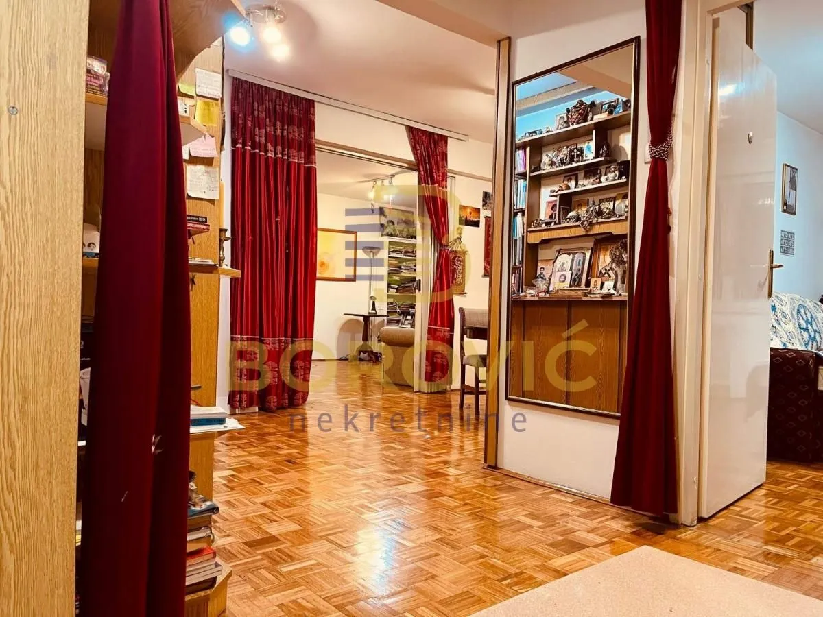 Prodaja, trosoban stan, 101m², Žarkovo, Beograd