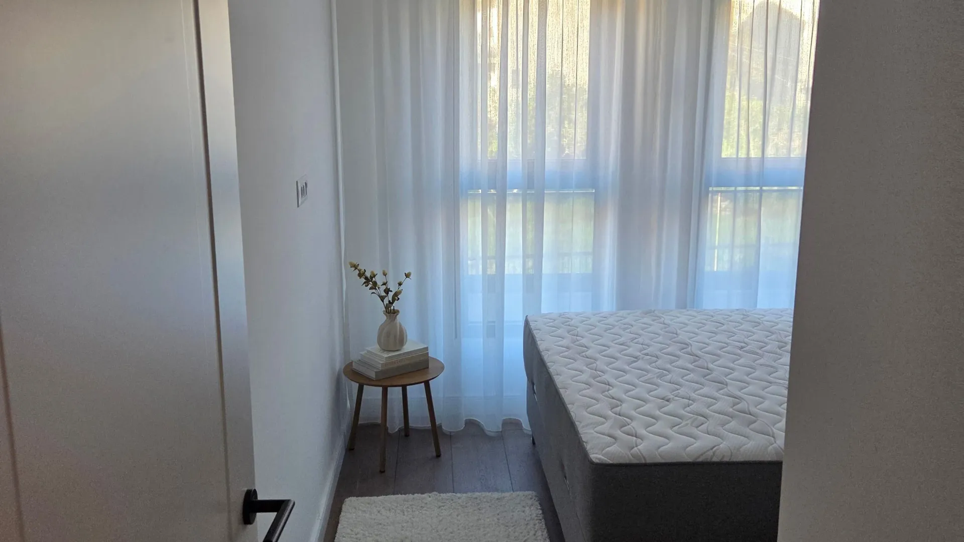 Izdavanje, jednosoban stan, 42m², Čeluga, Bar