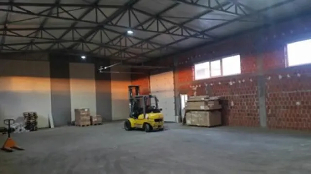 Rent, office space, 300m², Mali Mokri Lug, Zvezdara Sve Podlokacije