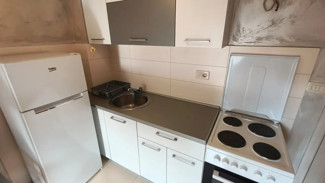 Rent, one bedroom apartment, 30m², Stari Aerodrom, Podgorica