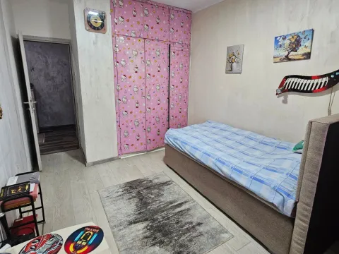 Rent, three bedroom apartment, 100m², Pejton, Podgorica - image 9