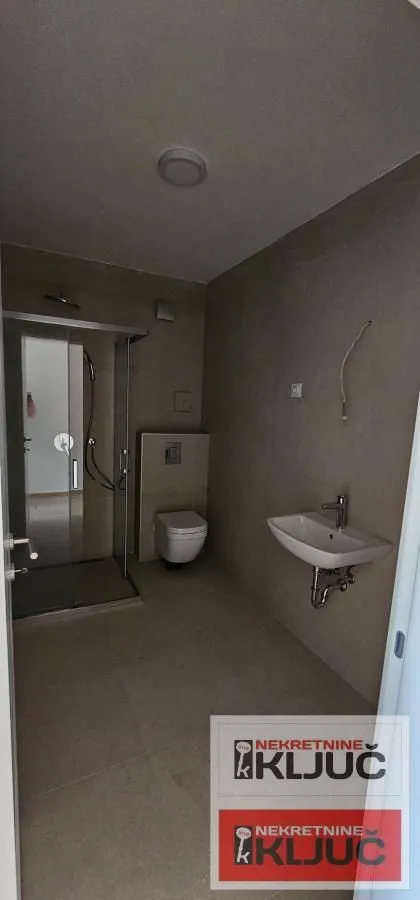 Prodaja, četvorosoban stan, 80m², Telep, Novi Sad Sve Podlokacije