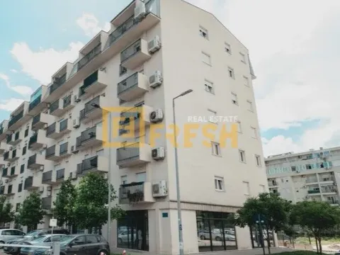 Izdavanje, poslovni prostor, 150m², Stari Aerodrom, Podgorica