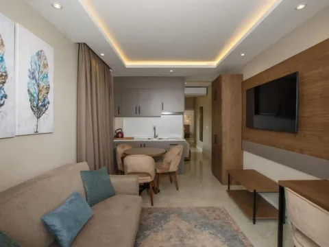 Sale, studio apartment, 35m², Tivat, Crna Gora - image 4