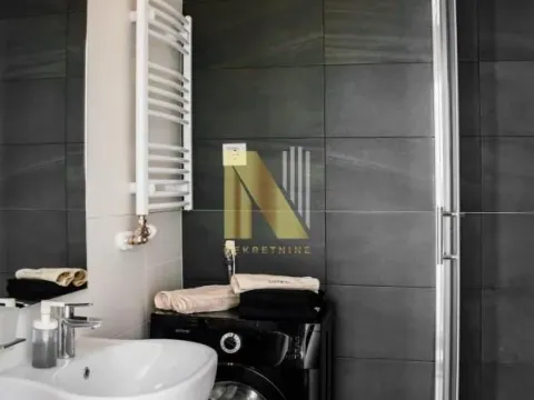 Izdavanje, garsonjera, 31m², Bulevar Evrope, Novi Sad Sve Podlokacije - image 5