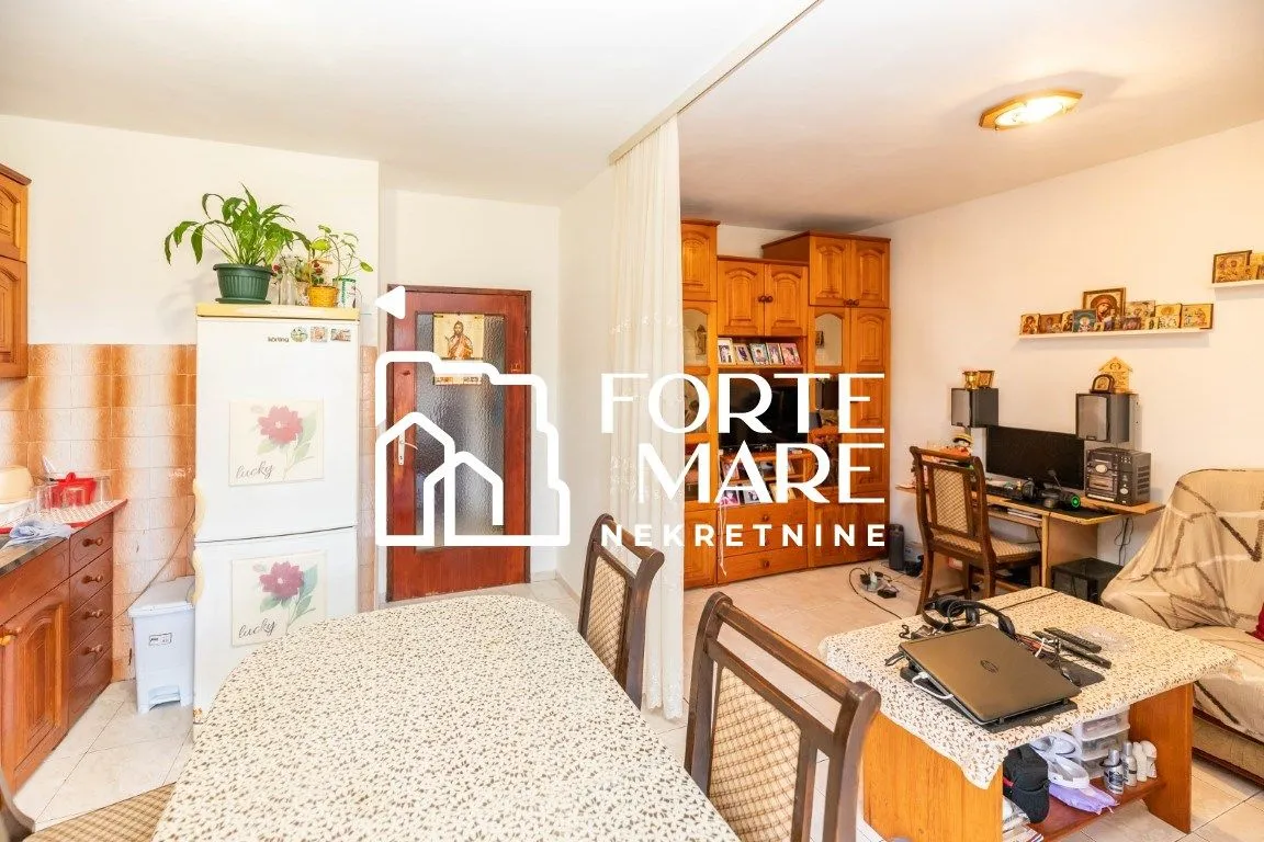 Prodaja, dvosoban stan, 60m², Gomila, Herceg Novi