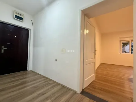 Rent, office space, 46m², Medijana, Niš - image 4