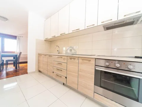 Sale, four bedroom apartment, 175m², Gorica C, Podgorica - image 4