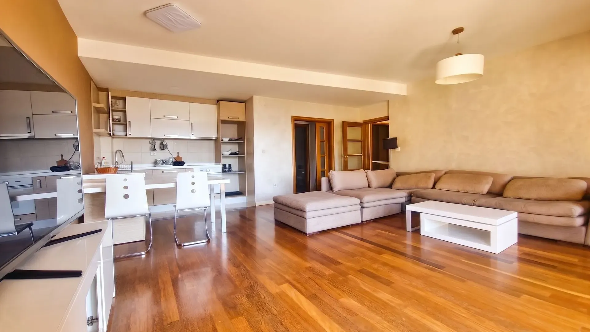 Rent, two bedroom apartment, 80m², Kamenovo, Budva