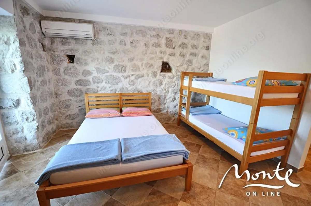 Prodaja, kuća, 130m², Morinj, Kotor