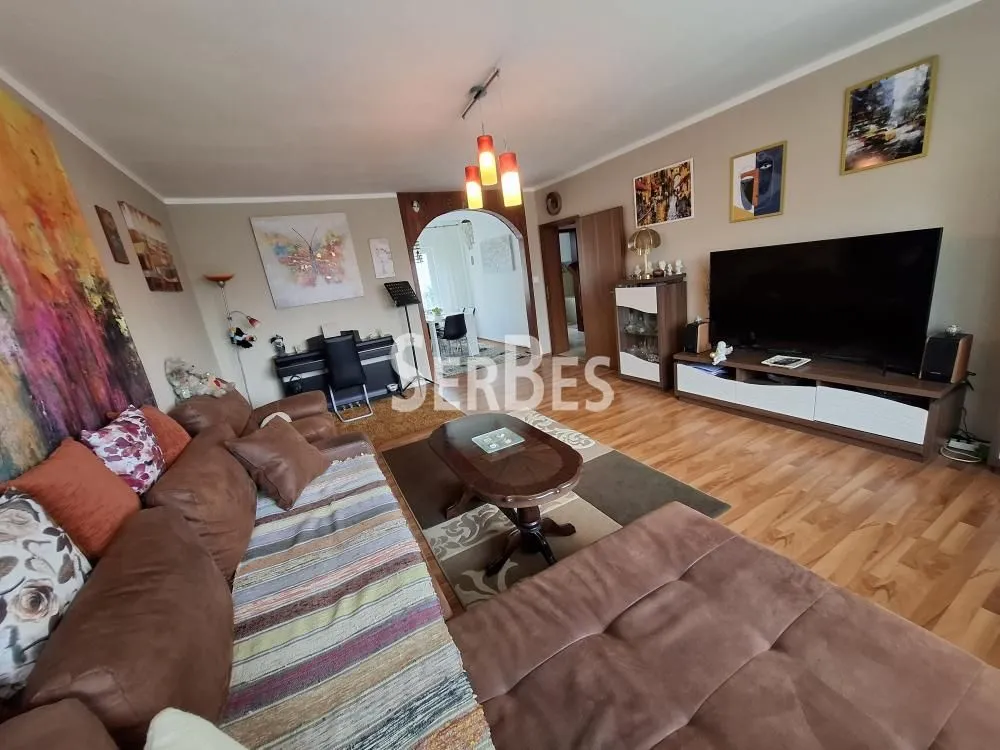 Sale, house, 272m², Bocke, Petrovaradin