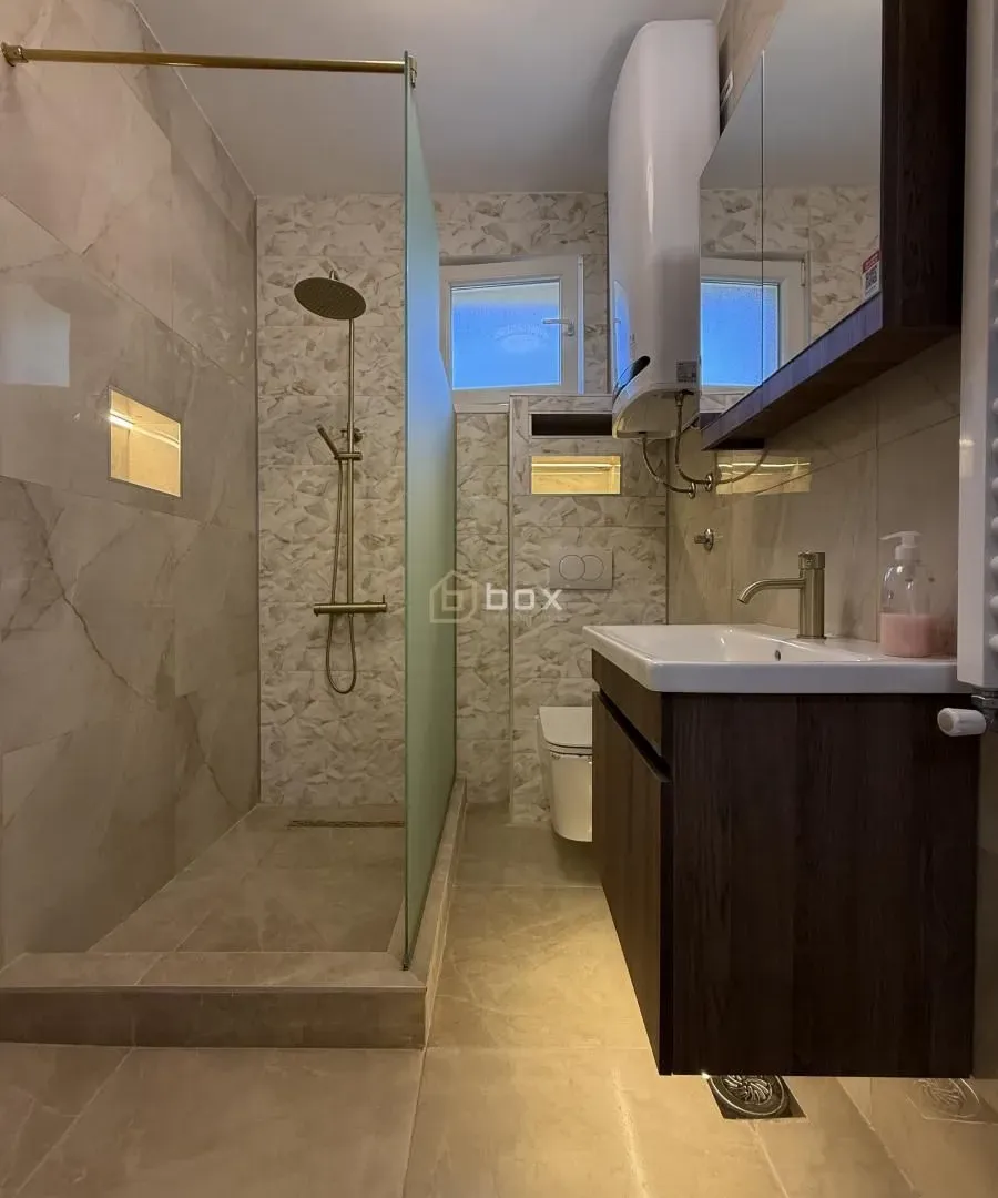 Prodaja, dvosoban stan, 70m², Medijana, Niš