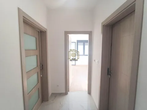 Prodaja, jednosoban stan, 40m², Zabjelo, Podgorica - image 8