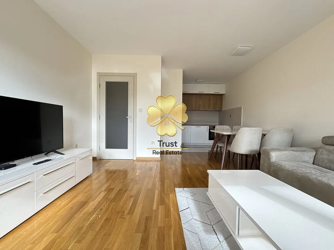 Rent, three bedroom apartment, 85m², City Kej, Podgorica