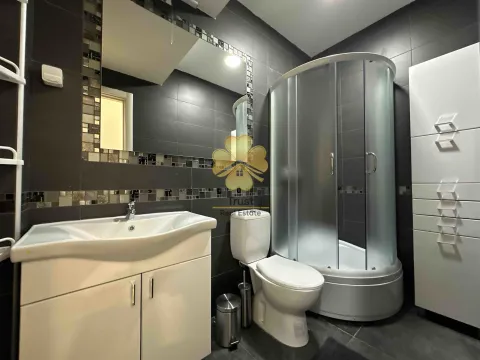 Izdavanje, dvosoban stan, 80m², Ljubović, Podgorica - image 9