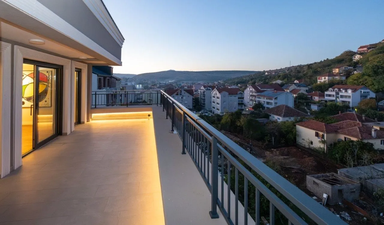 Rent, three bedroom apartment, 163m², Preko Morače, Podgorica
