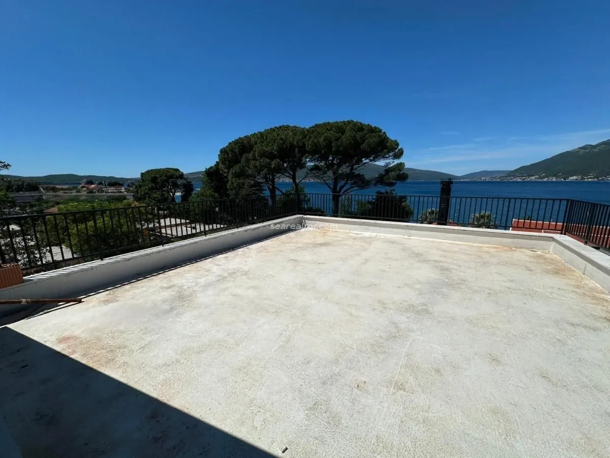 Prodaja, kuća, 500m², Donja Lastva, Tivat