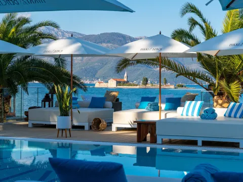 Sale, two bedroom apartment, 195m², Tivat, Crna Gora - image 2