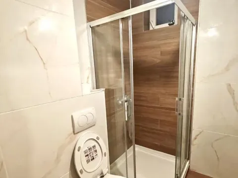 Sale, two bedroom apartment, 85m², Zemun Sve Podlokacije, Beograd - image 15