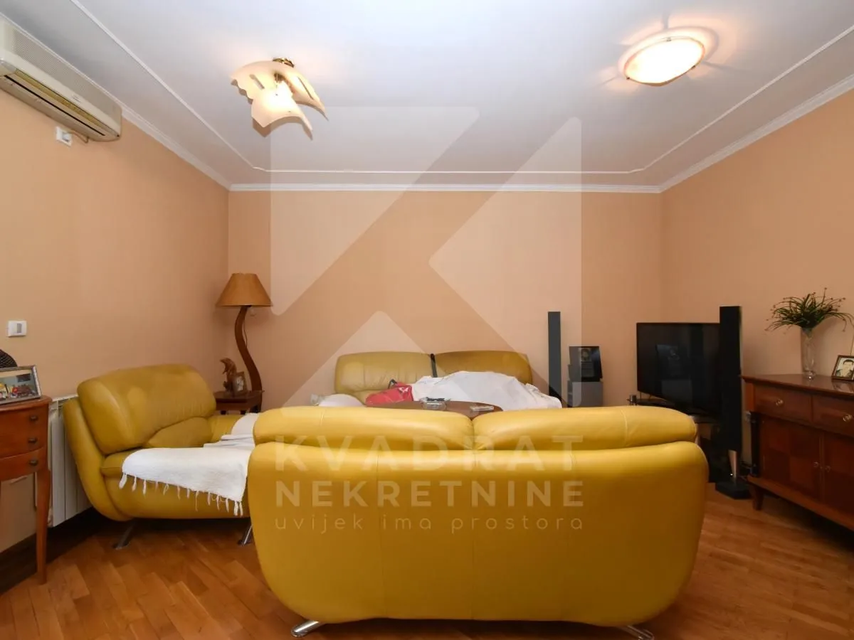 Prodaja, dvosoban stan, 97m², Stari Aerodrom, Podgorica