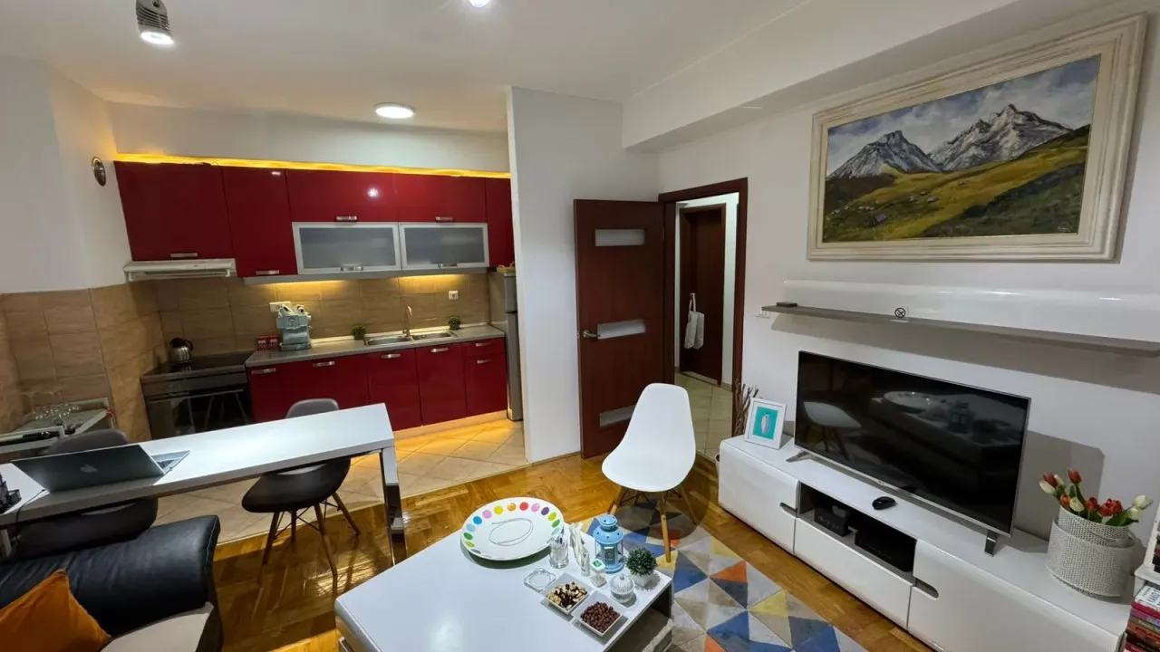 Sale, two bedroom apartment, 52m², Blok 6, Podgorica