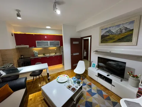 Prodaja, dvosoban stan, 52m2, Blok 6, Podgorica Prodaja, dvosoban stan, 52m2, Blok 6, Podgorica