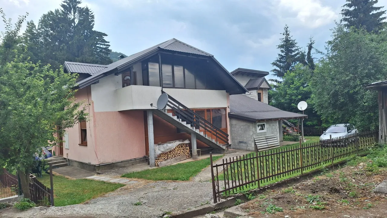 Sale, house, 210m², Centar, Kolašin