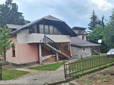 Kuća in Centar