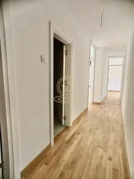 Prodaja, četvorosoban stan, 79m², Marger, Niš - image 2