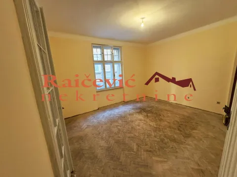 Prodaja, četvorosoban stan, 91m², Stari Grad, Beograd - image 2