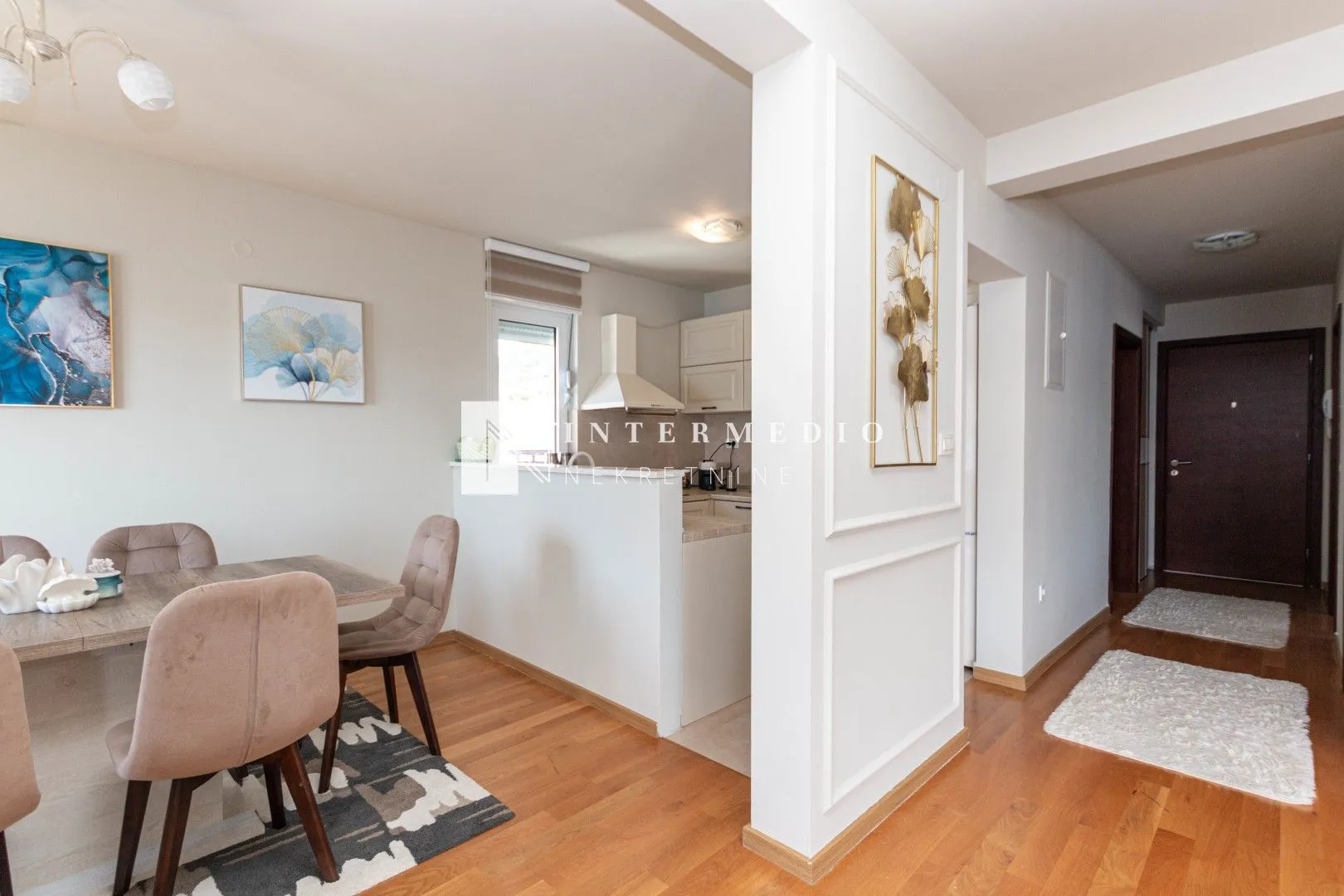 Prodaja, dvosoban stan, 91m², Đenovići, Herceg Novi