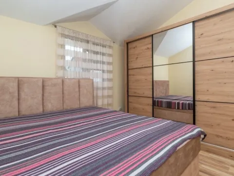 Prodaja, kuća, 258m², Pod Goricom, Podgorica - image 6