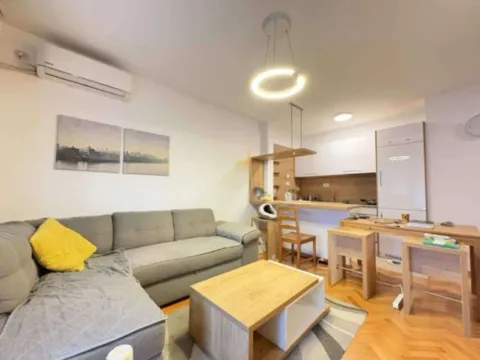 Prodaja, jednosoban stan, 40m², Preko Morače, Podgorica