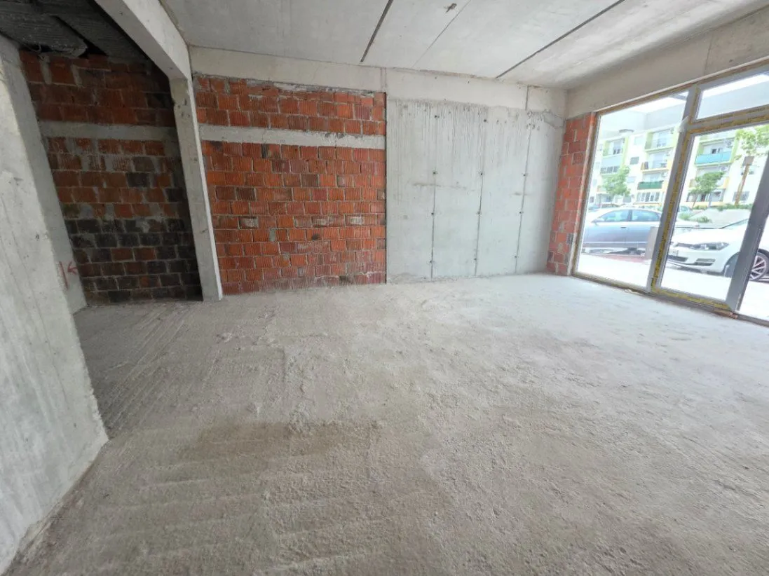 Rent, office space, 43m², Pobrežje, Podgorica