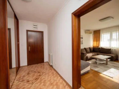 Sale, three bedroom apartment, 92m², Baston, Podgorica - image 3