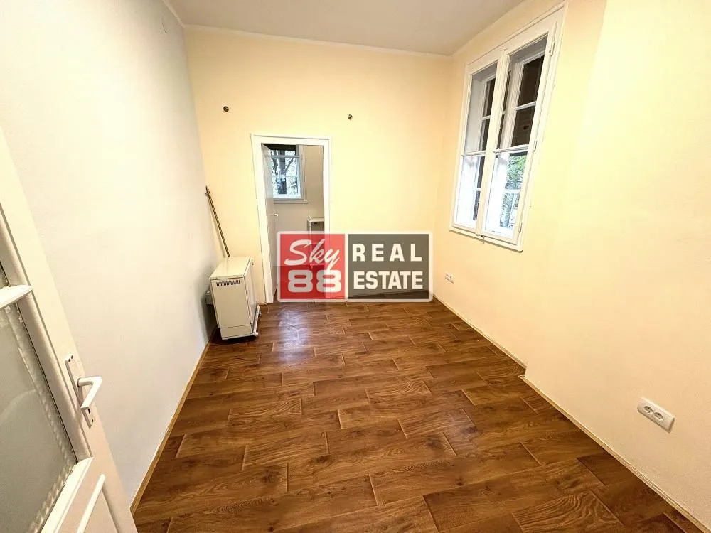 Rent, four bedroom apartment, 110m², Vračar Sve Podlokacije, Beograd