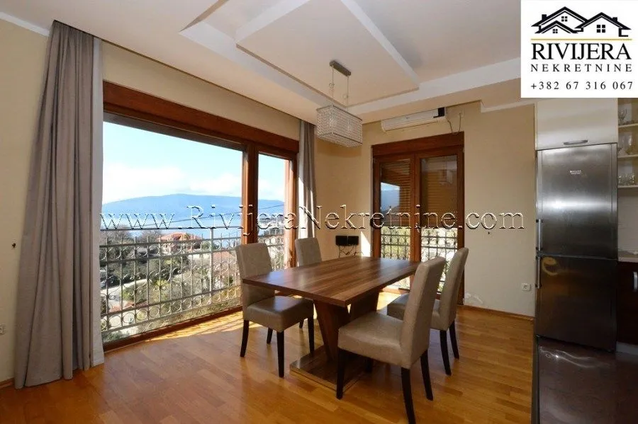 Prodaja, trosoban stan, 140m², Zelenika, Herceg Novi