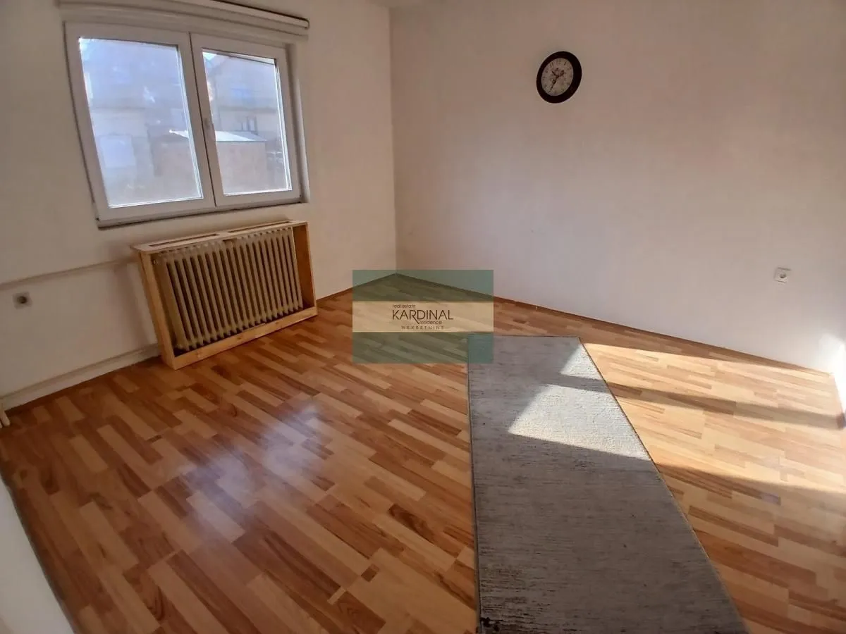 Prodaja, kuća, 240m², Jabučar, Kragujevac