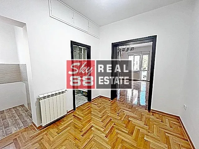 Prodaja, dvosoban stan, 50m², Vračar Sve Podlokacije, Beograd